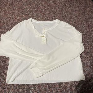 American Eagle Long Sleeve